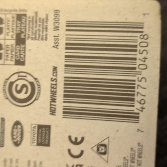 Mattel Hot Wheels Red and Gray Land Rover Pickup - Picture 3 of 3